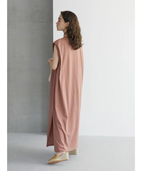 AMERICAN HOLIC（アメリカンホリック）の「サイドスリットフレンチスリーブワンピース（ワンピース・レディース・ブラック/ブルー/グレイッシュベージュ/テラコッタ・M/L）」の18枚目の写真