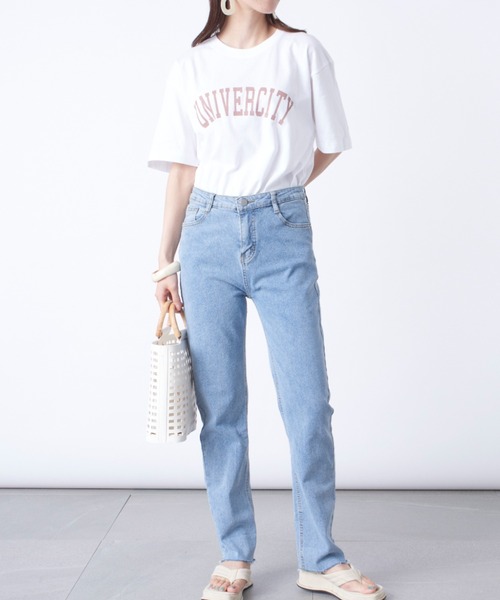 MAISON BREEZE(メゾンブリーズ)の「使いまわし抜群のカレッジロゴTeeシャツ♪【MAISON BREEZE】UNIVERCITYアーチカレッジロゴオーバーサイズTシャツ(Tシャツ/カットソー・レディース・グリーン/ホワイト系その他2/ホワイト系その他3/ブラック系その他3/ホワイト系1・FREE)」の9枚目の写真