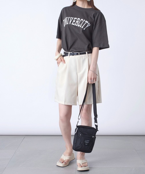 MAISON BREEZE(メゾンブリーズ)の「使いまわし抜群のカレッジロゴTeeシャツ♪【MAISON BREEZE】UNIVERCITYアーチカレッジロゴオーバーサイズTシャツ(Tシャツ/カットソー・レディース・グリーン/ホワイト系その他2/ホワイト系その他3/ブラック系その他3/ホワイト系1・FREE)」の12枚目の写真