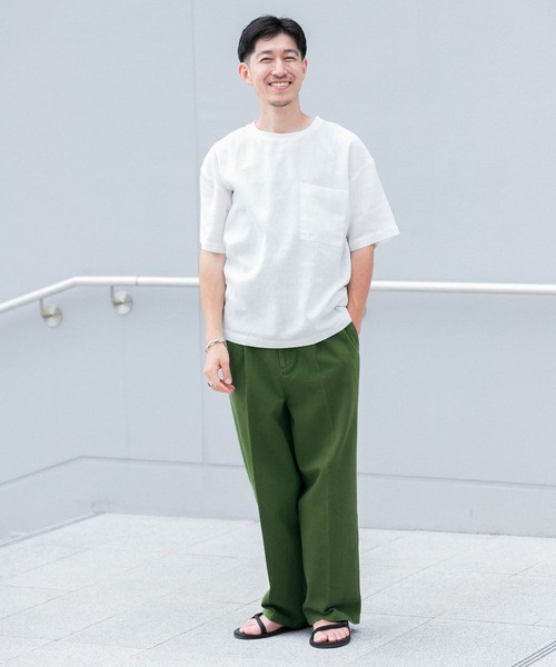 ITEMS URBANRESEARCH（アイテムズ アーバンリサーチ）の「カラーコットン クリースパンツ（その他パンツ・メンズ・ベージュ/ブルー/グリーン・MEDIUM/LARGE）」の16枚目の写真