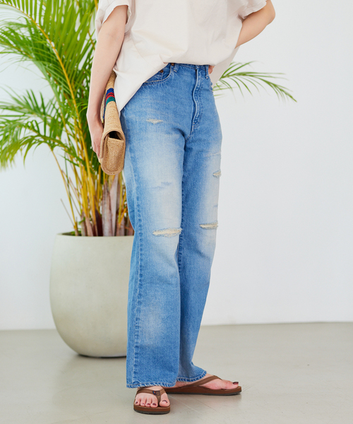 FRAMeWORK(フレームワーク)の「FRAMeWORK made by J フレアジーンズ(ダメージ)(その他パンツ・レディース・サックスブルー・SMALL/MEDIUM/LARGE)」の6枚目の写真