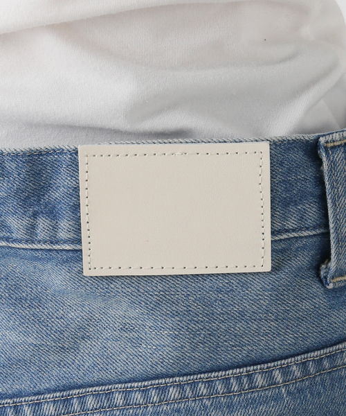 FRAMeWORK(フレームワーク)の「FRAMeWORK made by J フレアジーンズ(ダメージ)(その他パンツ・レディース・サックスブルー・SMALL/MEDIUM/LARGE)」の17枚目の写真