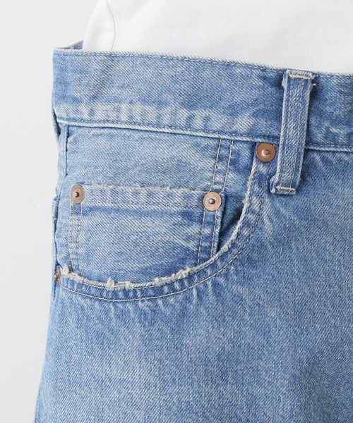 FRAMeWORK(フレームワーク)の「FRAMeWORK made by J フレアジーンズ(ダメージ)(その他パンツ・レディース・サックスブルー・SMALL/MEDIUM/LARGE)」の19枚目の写真