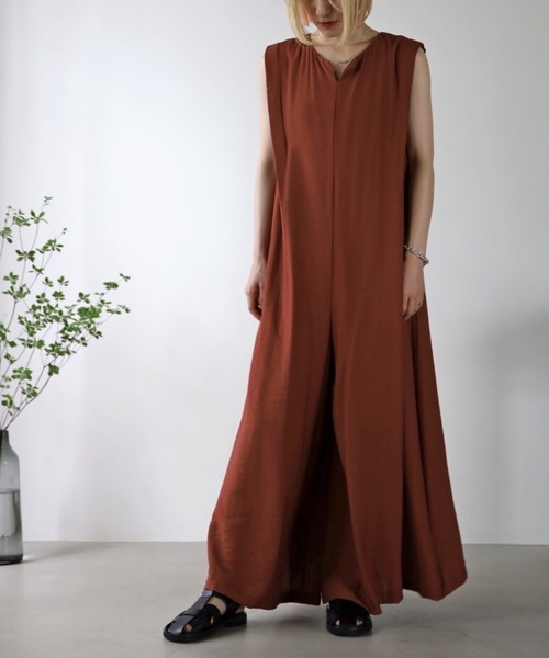 UNFIELD(アンフィールド)の「【UNFIELD】ノースリーブサロペット(サロペット/オーバーオール・レディース・ブラック/ブラウン/レンガ・FREE)」の7枚目の写真