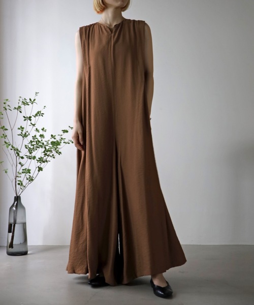 UNFIELD(アンフィールド)の「【UNFIELD】ノースリーブサロペット(サロペット/オーバーオール・レディース・ブラック/ブラウン/レンガ・FREE)」の14枚目の写真