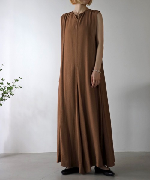 UNFIELD(アンフィールド)の「【UNFIELD】ノースリーブサロペット(サロペット/オーバーオール・レディース・ブラック/ブラウン/レンガ・FREE)」の15枚目の写真