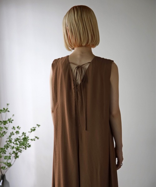 UNFIELD(アンフィールド)の「【UNFIELD】ノースリーブサロペット(サロペット/オーバーオール・レディース・ブラック/ブラウン/レンガ・FREE)」の21枚目の写真