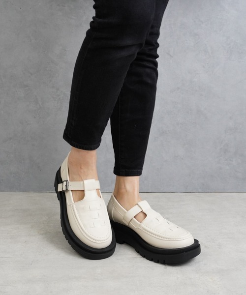 Fabby fabby（ファビィーファビィー）の「T-ストラップメッシュ シューズ（ドレスシューズ・レディース・ブラック/オフホワイト・MEDIUM/LARGE/SMALL）」の10枚目の写真