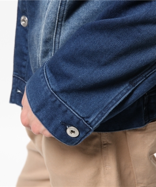 VENCEEXCHANGE（ヴァンスエクスチェンジ）の「カットデニムGジャン（デニムジャケット・メンズ・ライトブルー/ブルー・LARGE/MEDIUM）」の7枚目の写真