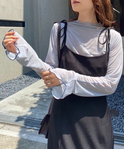 one after another NICE CLAUP(ワンアフターアナザーナイスクラップ)の「1枚あると旬なスタイリングに。配色メローシアートップス(Tシャツ/カットソー・レディース・アイボリー/ブラック/ライトグレー/キャメル・FREE)」の9枚目の写真