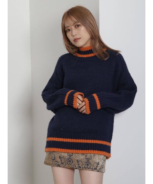 MURUA（ムルーア）の「【WEB限定 ITEM】バックスリットラインニットチュニック（ニット/セーター・レディース・ブルー/モカ/ネイビー・FREE）」の2枚目の写真