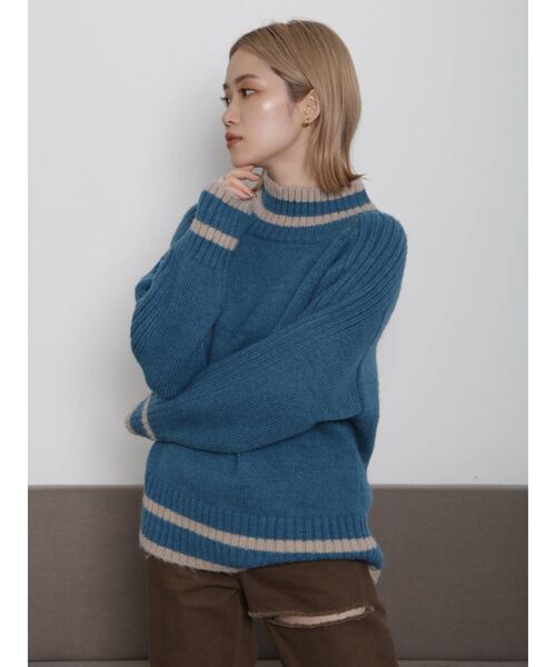 MURUA（ムルーア）の「【WEB限定 ITEM】バックスリットラインニットチュニック（ニット/セーター・レディース・ブルー/モカ/ネイビー・FREE）」の3枚目の写真