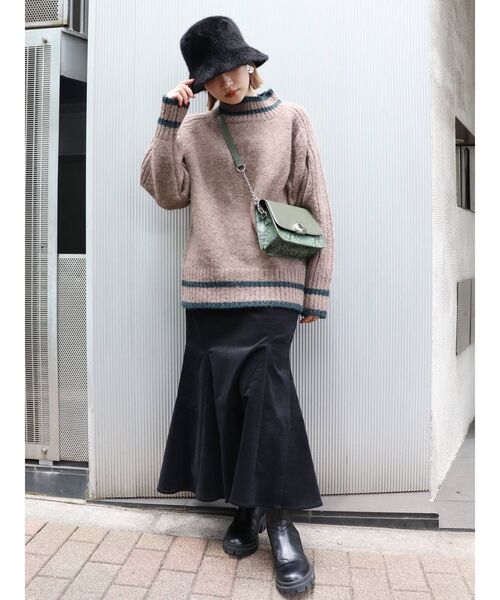 MURUA（ムルーア）の「【WEB限定 ITEM】バックスリットラインニットチュニック（ニット/セーター・レディース・ブルー/モカ/ネイビー・FREE）」の13枚目の写真