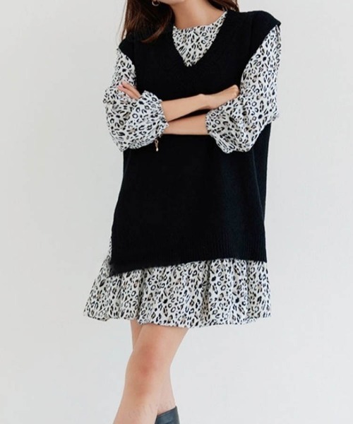 Dalfwin（ダールフィン）の「2022 AW 秋冬 韓国ファッション ニット ベスト レディース　ルーズフィットニットベスト ジレ（ベスト・レディース・ブラック/ベージュ/グレー・FREE）」の15枚目の写真