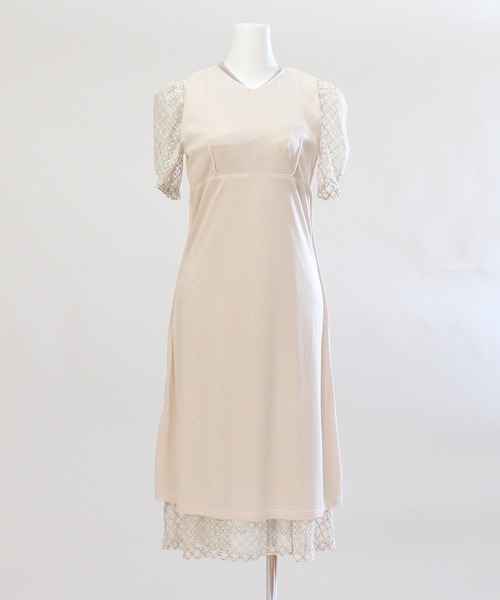 ASTORIA ODIER(アストリアオディール)の「衿付きセットアップ風レースワンピース(ワンピース・レディース・ブラック/ベージュ/グリーン・MEDIUM)」の18枚目の写真