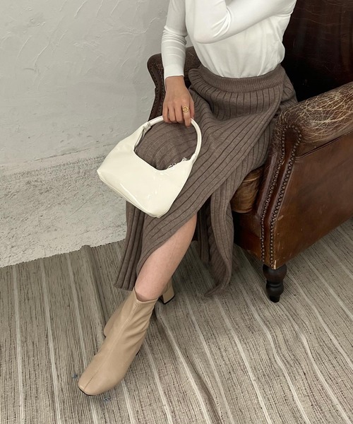 Lamoa(ラモア)の「Lamoa/リブニット スリット ロングスカート(スカート・レディース・ブラック/ベージュ・FREE)」の13枚目の写真