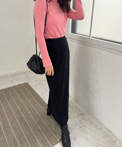 Lamoa(ラモア)の「Lamoa/リブニット スリット ロングスカート(スカート・レディース・ブラック/ベージュ・FREE)」の12枚目の写真