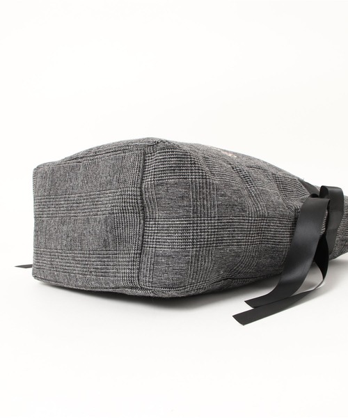 Maison de FLEUR（メゾンドフルール）の「サイドリボンチェックMトート（トートバッグ・レディース・ブラウン/ブラック・FREE）」の17枚目の写真