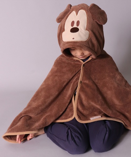 BAYBLO（ベイブロ）の「(SK)吸水速乾 マイクロファイバー ふんわり フード付き バス ポンチョ（タオル・キッズ・ベージュ系その他2/ホワイト系その他/パープル系その他/ホワイト系その他2/ピンク系その他/ブラウン系その他/ブラウン系その他2/ブルー系その他/ベージュ系その他/イエロー系その他/ピンク系その他2/パープル系その他2/イエロー系その他2/ホワイト系その他3/スカイブルー系/ピンク系/ホワイト系/ライラック系・ONE SIZE）」の6枚目の写真