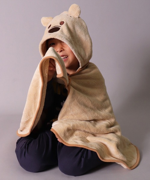 BAYBLO（ベイブロ）の「(SK)吸水速乾 マイクロファイバー ふんわり フード付き バス ポンチョ（タオル・キッズ・ベージュ系その他2/ホワイト系その他/パープル系その他/ホワイト系その他2/ピンク系その他/ブラウン系その他/ブラウン系その他2/ブルー系その他/ベージュ系その他/イエロー系その他/ピンク系その他2/パープル系その他2/イエロー系その他2/ホワイト系その他3/スカイブルー系/ピンク系/ホワイト系/ライラック系・ONE SIZE）」の8枚目の写真