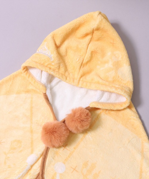 BAYBLO（ベイブロ）の「(SK)吸水速乾 マイクロファイバー ふんわり フード付き バス ポンチョ（タオル・キッズ・ベージュ系その他2/ホワイト系その他/パープル系その他/ホワイト系その他2/ピンク系その他/ブラウン系その他/ブラウン系その他2/ブルー系その他/ベージュ系その他/イエロー系その他/ピンク系その他2/パープル系その他2/イエロー系その他2/ホワイト系その他3/スカイブルー系/ピンク系/ホワイト系/ライラック系・ONE SIZE）」の15枚目の写真