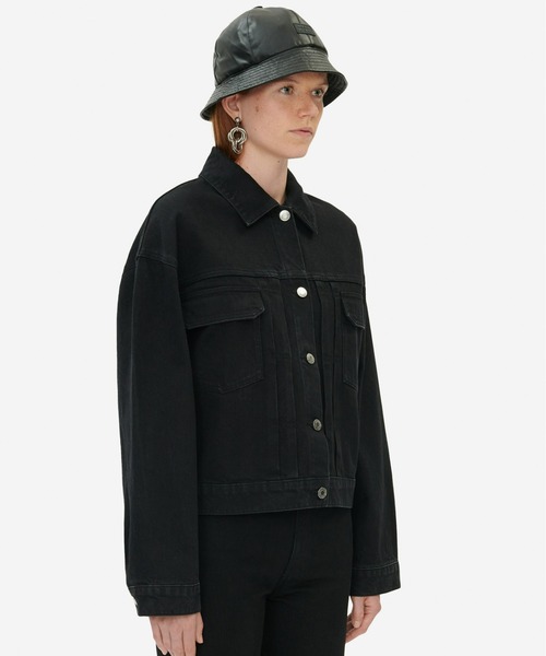 Maison Kitsune（メゾンキツネ）の「TRUCKER PLEATS JACKET（デニムジャケット・レディース・ブラック・XS/S）」の4枚目の写真