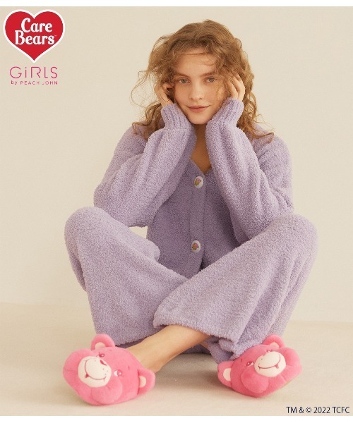 PEACH JOHN（ピーチジョン）の「ケアベアふわもこカーデセットアップ
