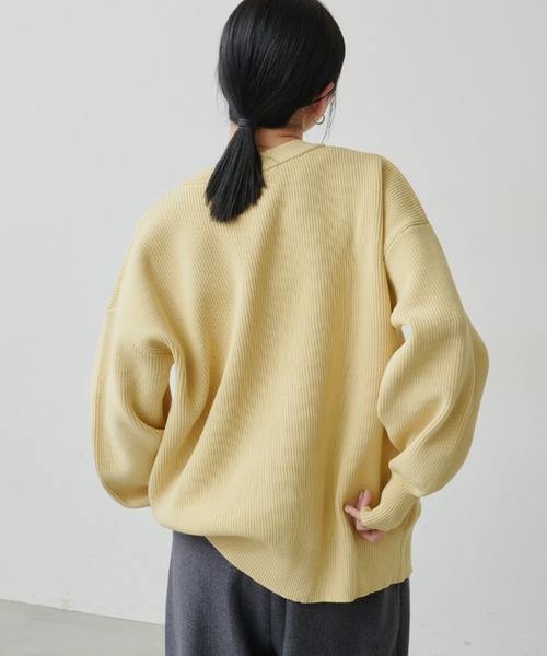 Aunt Marie's(アントマリーズ)の「クルーネックオーバーサイズカラーカーデ(カーディガン/ボレロ・レディース・ライトブルー/イエロー/アイボリー/ピンク/グレー・FREE)」の7枚目の写真