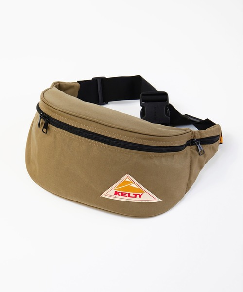 KELTY（ケルティ）の「<王道バック>【KELTY/ケルティ】ナイロンボディバッグ　ミニファニー / MINI FANNY（ボディバッグ/ウエストポーチ・メンズ・マスタード/モカ/セージグリーン/ダークグレー/ネイビー/オリーブ/タン/ブラック/ブラウン系その他/ベージュ・FREE）」の6枚目の写真