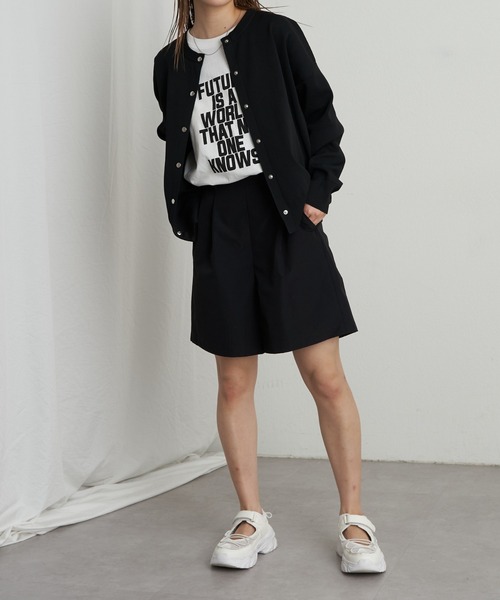 COLONY 2139（コロニートゥーワンスリーナイン）の「タックショートパンツ（その他パンツ・レディース・ネイビー/アイボリー/ブラック・SMALL/MEDIUM）」の16枚目の写真