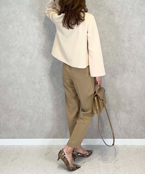 toucher du brise（トゥシェドブリーズ）の「【インフルエンサーyu_koさん】 きれいめ ボートネック トップス 袖 スリット（Tシャツ/カットソー・レディース・ネイビー/カーキ/クリーム・M）」の22枚目の写真