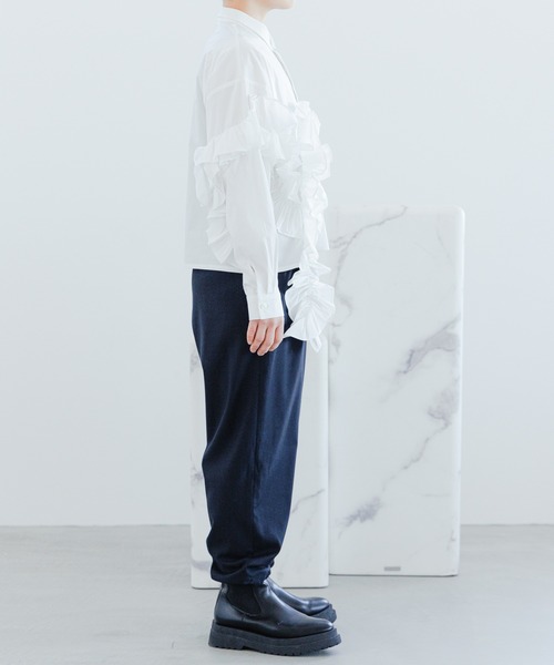 LOWRYS FARM（ローリーズファーム）の「スソシボリパンツ　188779（その他パンツ・キッズ・ベージュ/ネイビー・150cm/160cm）」の12枚目の写真