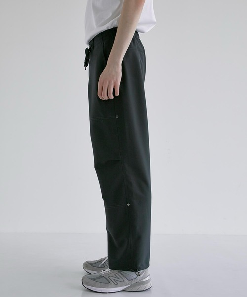 CITY TOKYO（シティトウキョウ）の「TECHワイドパラシュートカーゴパンツ（カーゴパンツ・メンズ・ブラック/ライトグレー・2/1）」の7枚目の写真