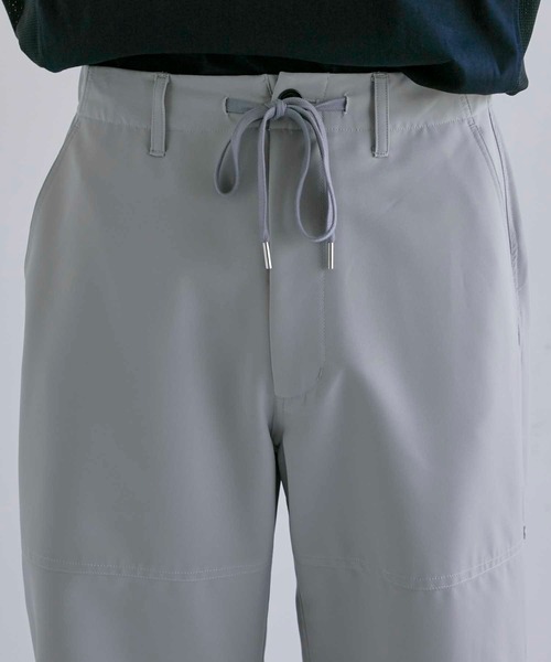 CITY TOKYO（シティトウキョウ）の「TECHワイドパラシュートカーゴパンツ（カーゴパンツ・メンズ・ブラック/ライトグレー・2/1）」の21枚目の写真