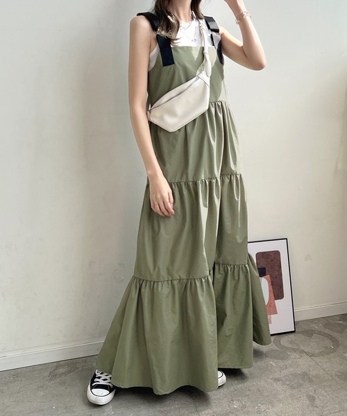 Futier land(フューティアランド)の「ベルトショルダーナイロンティアードワンピース(ワンピース・レディース・ブラック/カーキ/アイボリー・FREE)」の13枚目の写真