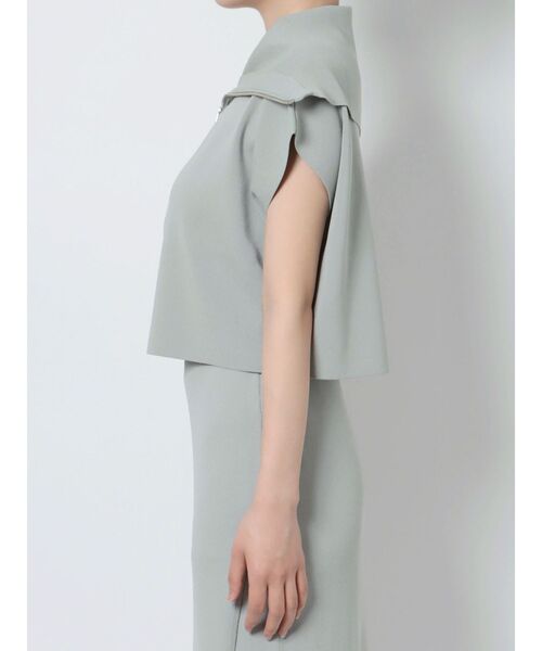 LAGUNAMOON（ラグナムーン）の「ショートZIPニットプルオーバー（ニット/セーター・レディース・ライトブルー/ブラック/アイボリー・FREE）」の7枚目の写真