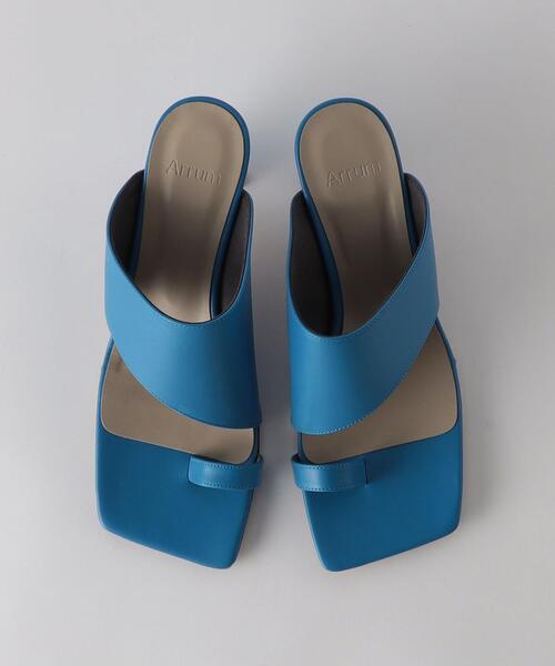 ＜Arrum>レザー トングサンダル　25センチ ARRUM（アールム）の「＜Arrum＞レザー トングサンダル
