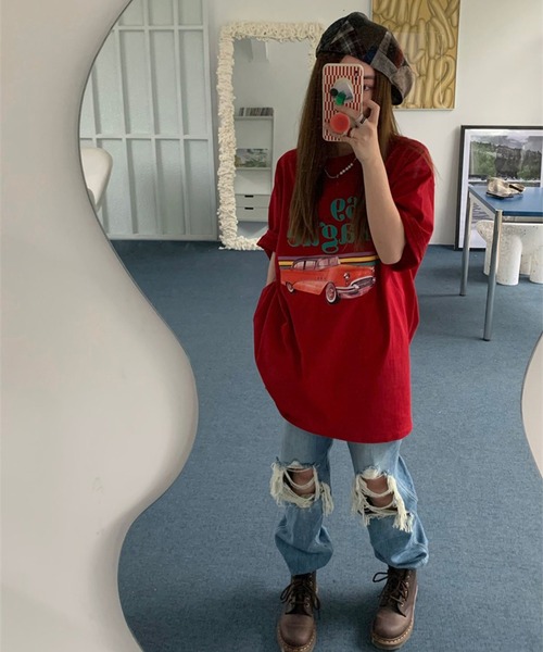 LYEON(リヨン)の「CARプリントBIG Tシャツ(Tシャツ/カットソー・レディース・レッド・FREE)」の7枚目の写真