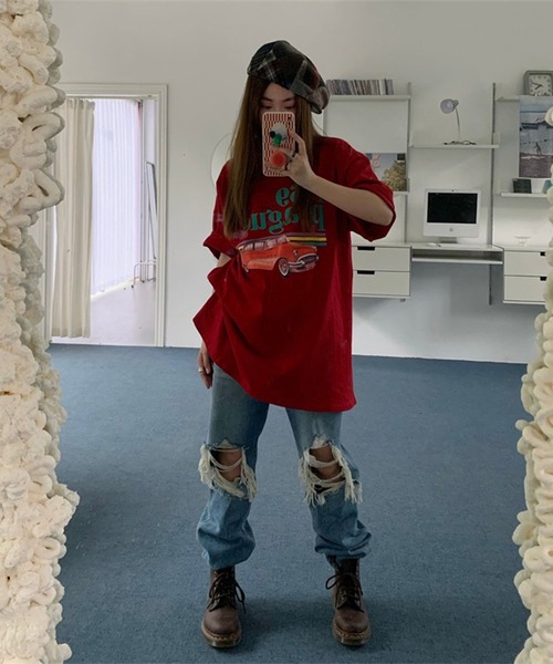 LYEON(リヨン)の「CARプリントBIG Tシャツ(Tシャツ/カットソー・レディース・レッド・FREE)」の12枚目の写真