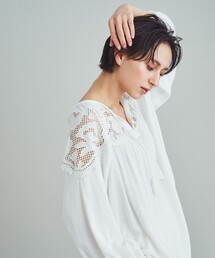 GRACE CLASS | カットワークカフタントップ(シャツ/ブラウス)