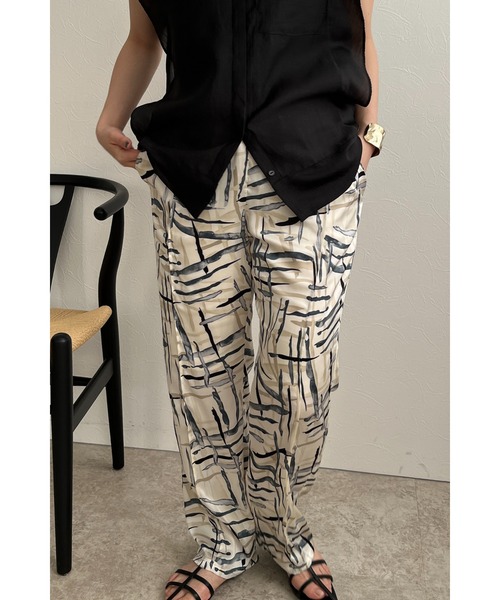palm RICHE(ポームリシュ)の「ペイントプリントリラックスパンツ(その他パンツ・レディース・ブラック/オフホワイト・M)」の22枚目の写真