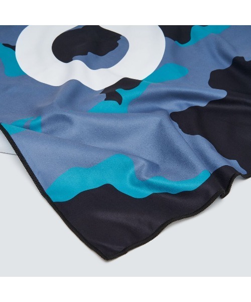 OAKLEY（オークリー）の「オークリー ESSENTIAL BEACH TOWEL/タオル