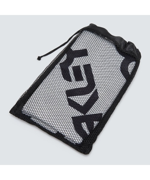 オークリー ビーチタオル OAKLEY（オークリー）の「オークリー ESSENTIAL BEACH TOWEL/タオル