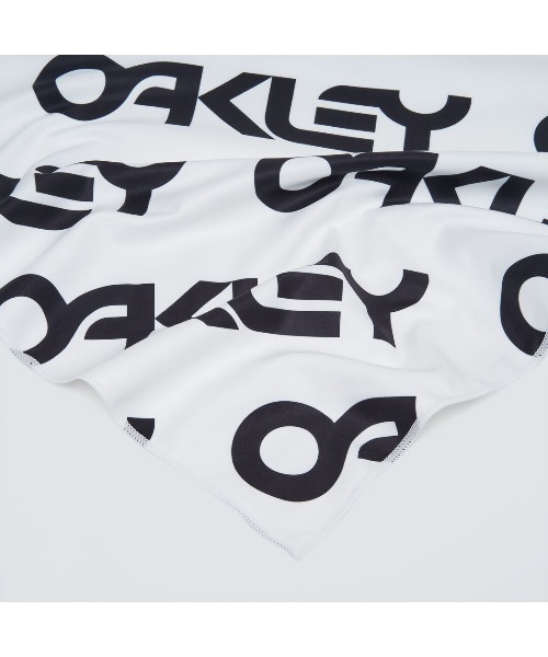 オークリー ビーチタオル OAKLEY（オークリー）の「オークリー ESSENTIAL BEACH TOWEL/タオル