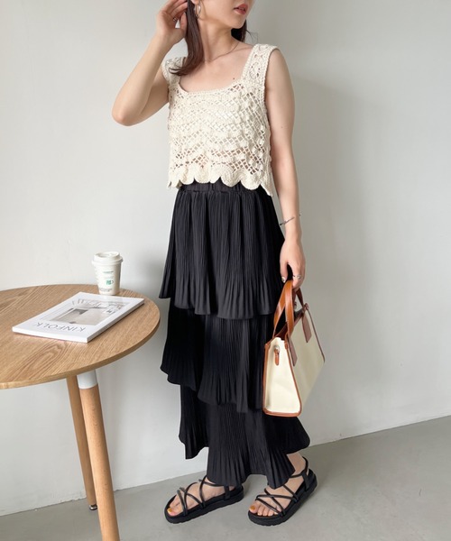 CLEA(クレア)の「クロシェ編みクロップド丈ビスチェトップス(ベスト・レディース・アイボリー/ホワイト・FREE)」の15枚目の写真