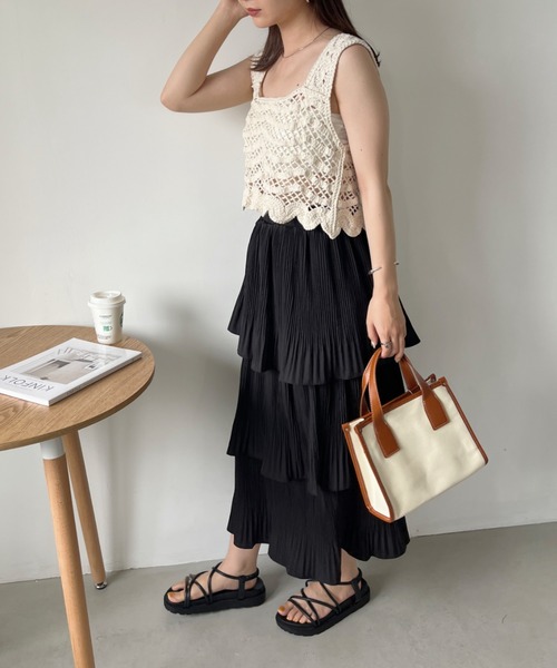 CLEA(クレア)の「クロシェ編みクロップド丈ビスチェトップス(ベスト・レディース・アイボリー/ホワイト・FREE)」の14枚目の写真