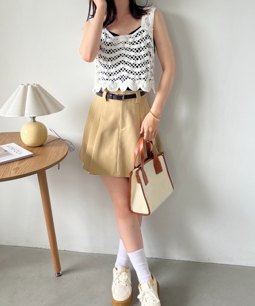 CLEA(クレア)の「クロシェ編みクロップド丈ビスチェトップス(ベスト・レディース・アイボリー/ホワイト・FREE)」の7枚目の写真