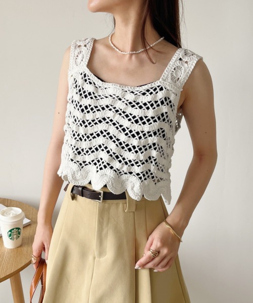 CLEA(クレア)の「クロシェ編みクロップド丈ビスチェトップス(ベスト・レディース・アイボリー/ホワイト・FREE)」の3枚目の写真