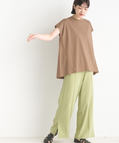 OMNES(オムネス)の「接触冷感裾ラウンドフレンチスリーブプルオーバー(Tシャツ/カットソー・レディース・ブラック/チャコールグレー/ブルー/モカ/イエロー/ホワイト/ブラウン/グリーン/ホワイト系その他/イエロー系その他/ラベンダー/グレー/ネイビー/ブルー系その他/キャメル・FREE)」の15枚目の写真