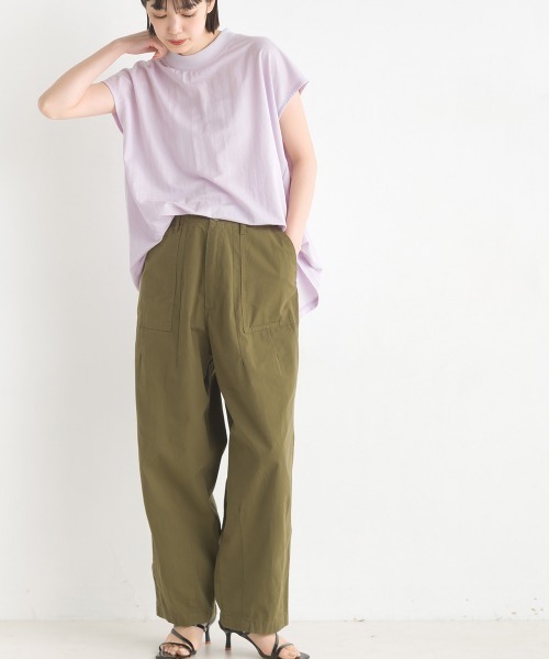 OMNES(オムネス)の「接触冷感裾ラウンドフレンチスリーブプルオーバー(Tシャツ/カットソー・レディース・ブラック/チャコールグレー/ブルー/モカ/イエロー/ホワイト/ブラウン/グリーン/ホワイト系その他/イエロー系その他/ラベンダー/グレー/ネイビー/ブルー系その他/キャメル・FREE)」の19枚目の写真